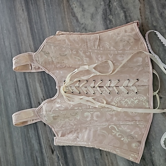 Excellent Quality Corset with thongs NWOT - Picture 3 of 6